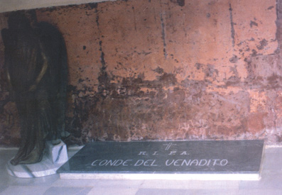 Lápida en el Panteón de Marinos Ilustres del Conde del Venadito. Cortesía del Museo naval. Madrid.